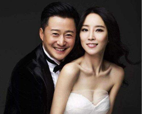 王智爆料吴京和老婆视频,真相背后引人深思 第1张 王智爆料吴京和老婆视频,真相背后引人深思 第1张